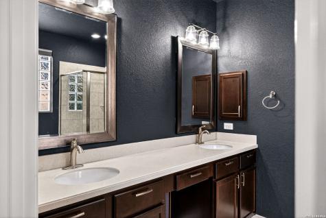 1514 Eagle Glen San Antonio TX 78260