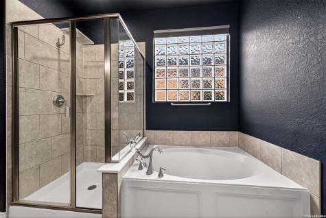 1514 Eagle Glen San Antonio TX 78260
