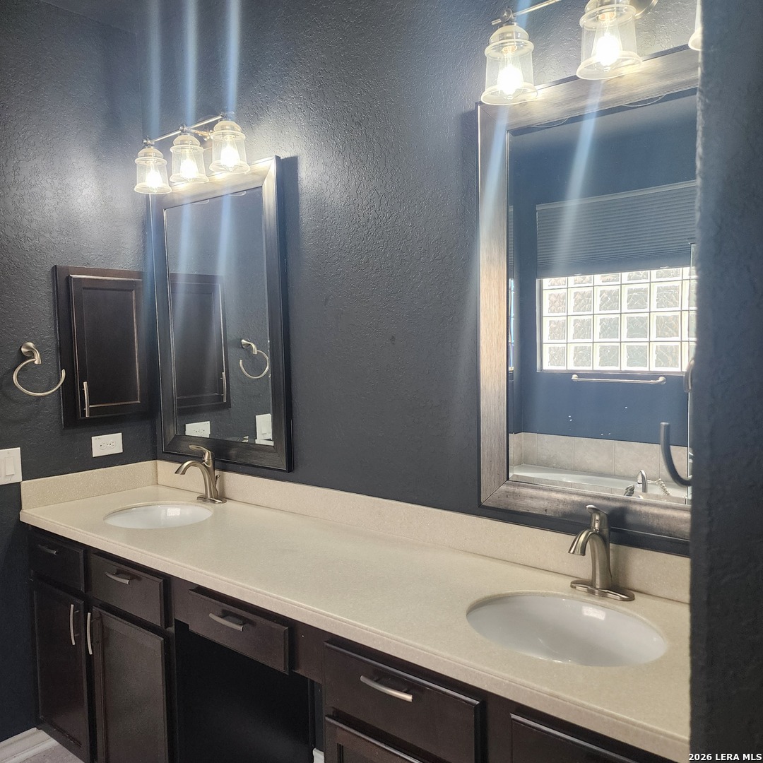 1514 Eagle Glen San Antonio TX 78260
