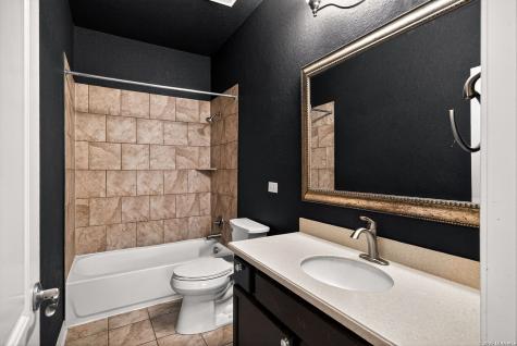 1514 Eagle Glen San Antonio TX 78260