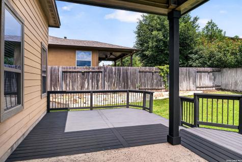 1514 Eagle Glen San Antonio TX 78260