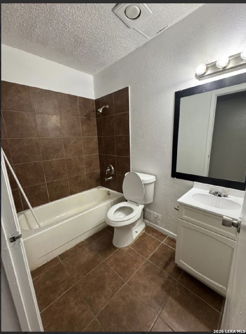 8013 Chipping San Antonio TX 78239