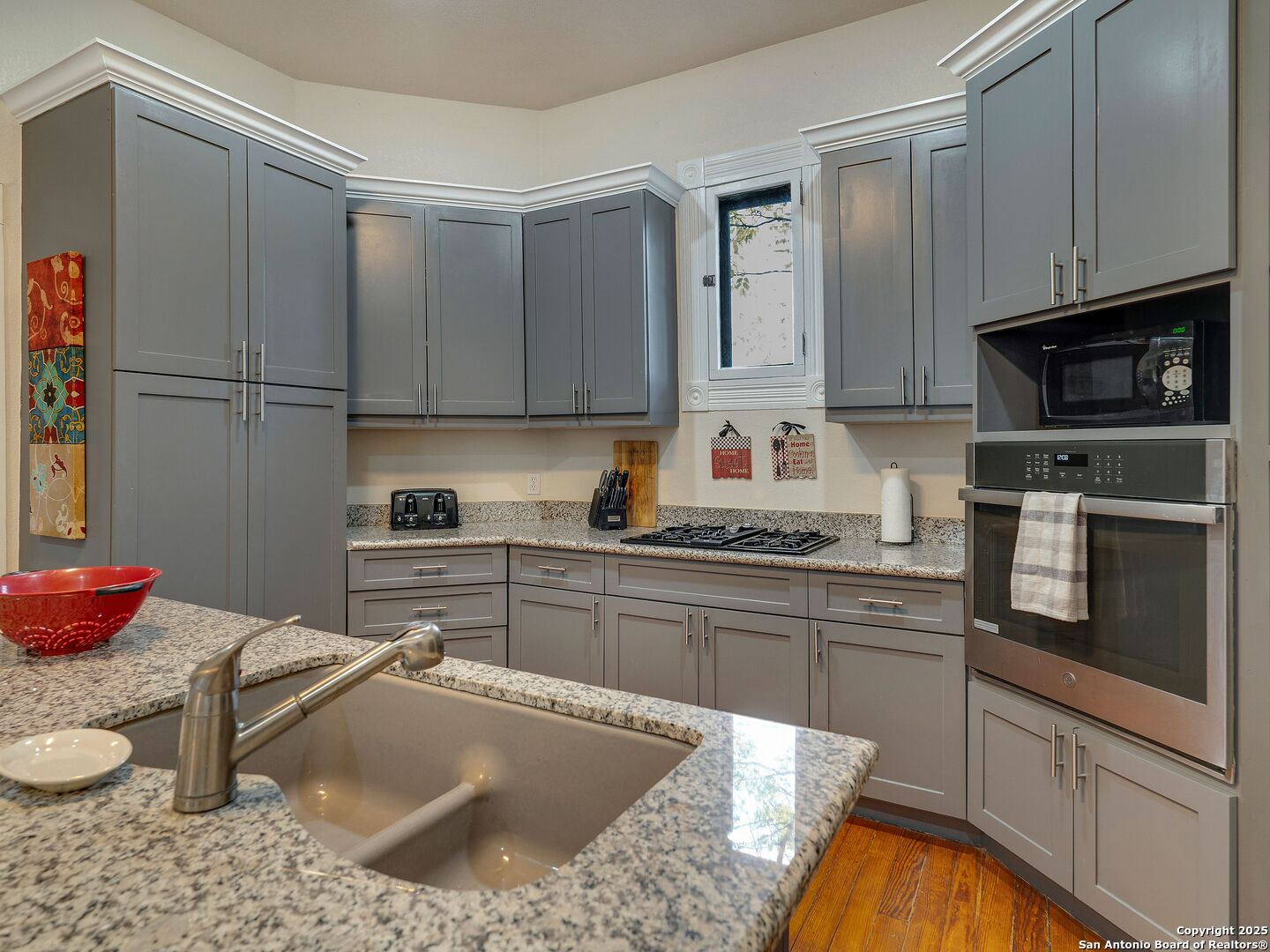 115 E Courtland Place San Antonio TX 78212