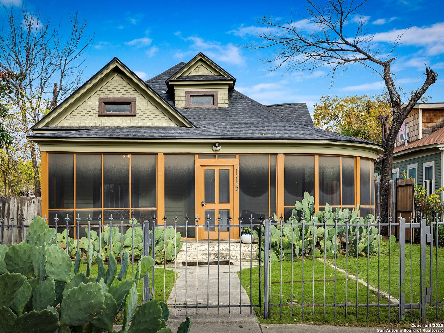 115 E Courtland Place San Antonio TX 78212