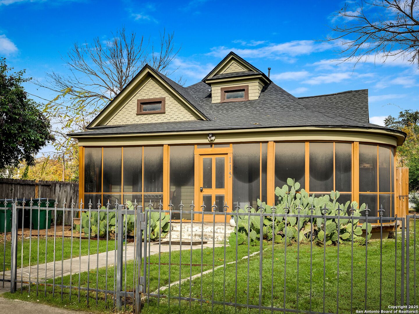 115 E Courtland Place San Antonio TX 78212