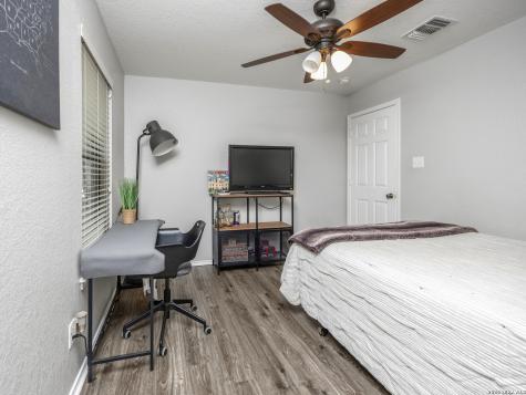 21255 Coral Spur San Antonio TX 78259