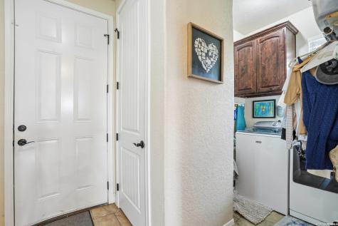137 Fairway Drive Floresville TX 78114