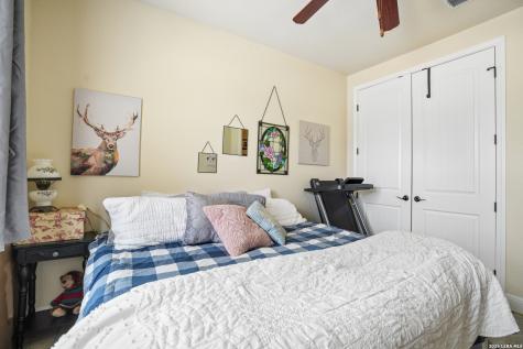 137 Fairway Drive Floresville TX 78114