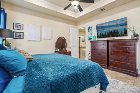 137 Fairway Drive Floresville TX 78114