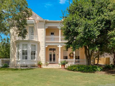 521 W Euclid Avenue San Antonio TX 78212
