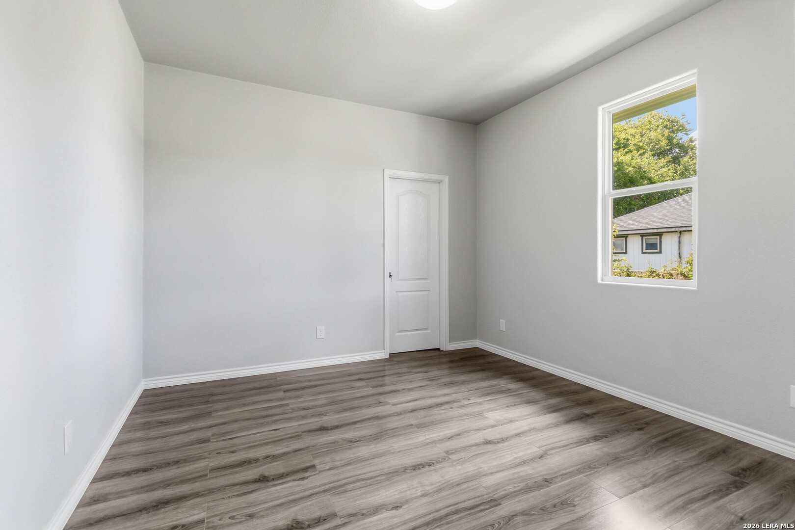 1615 Hough Adkins TX 78101