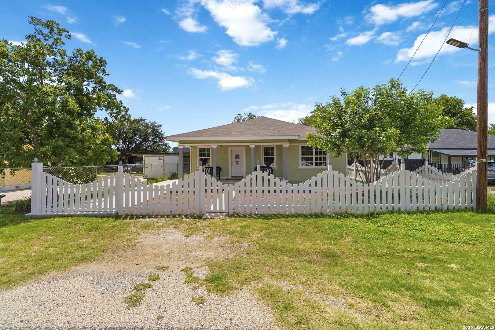 1615 Hough Adkins TX 78101
