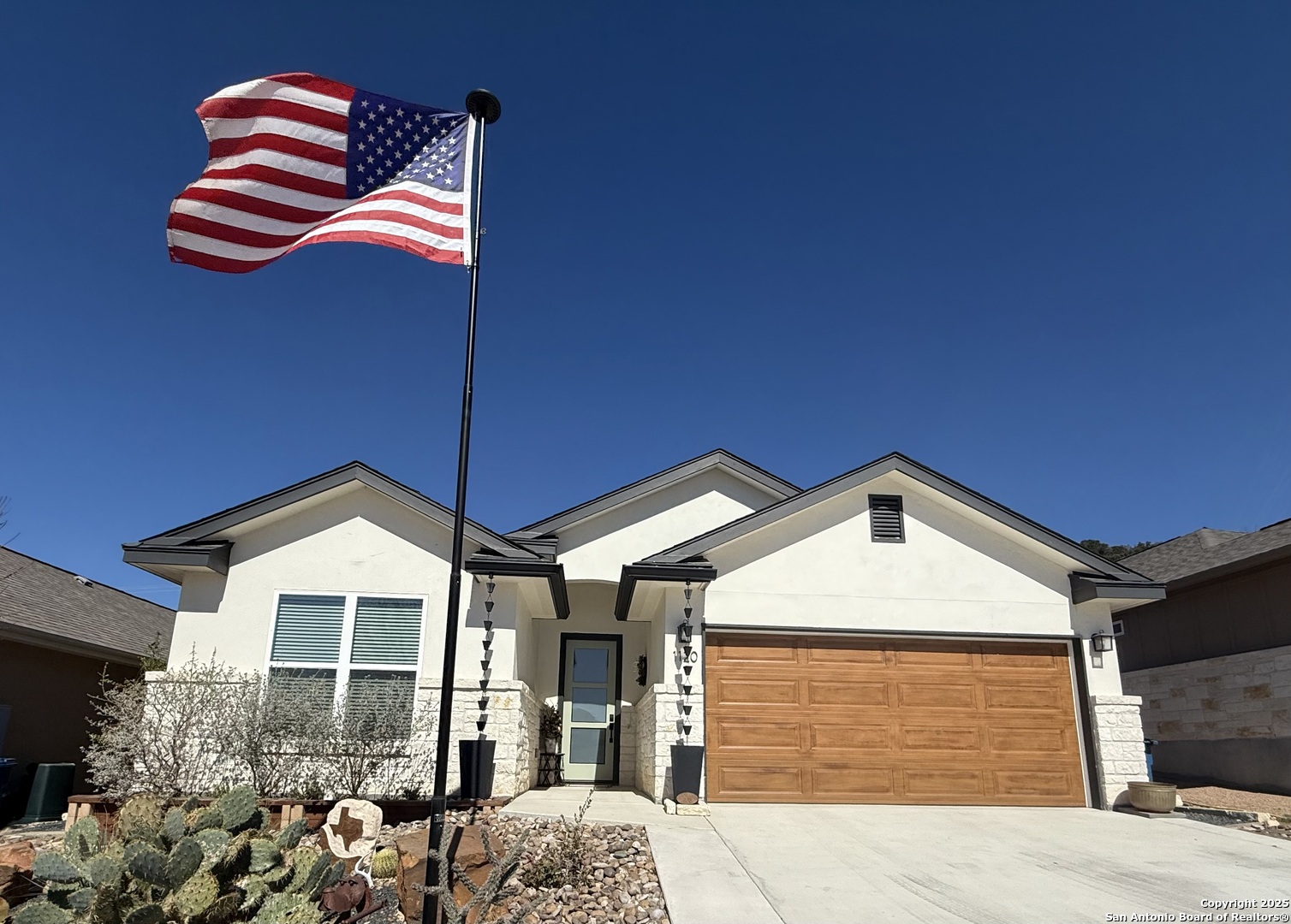1120 Norfolk Lane Kerrville TX 78028