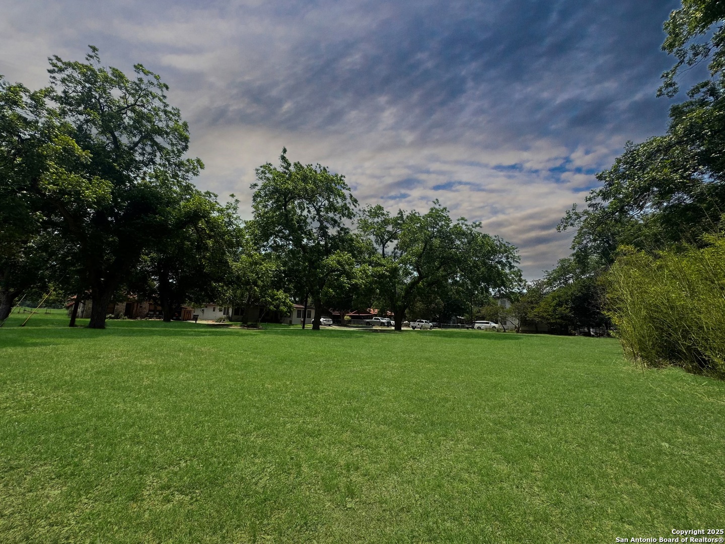 922 Booneville New Braunfels TX 78130