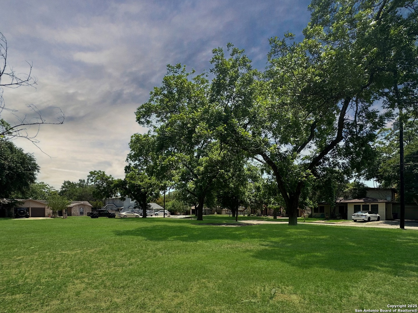 922 Booneville New Braunfels TX 78130
