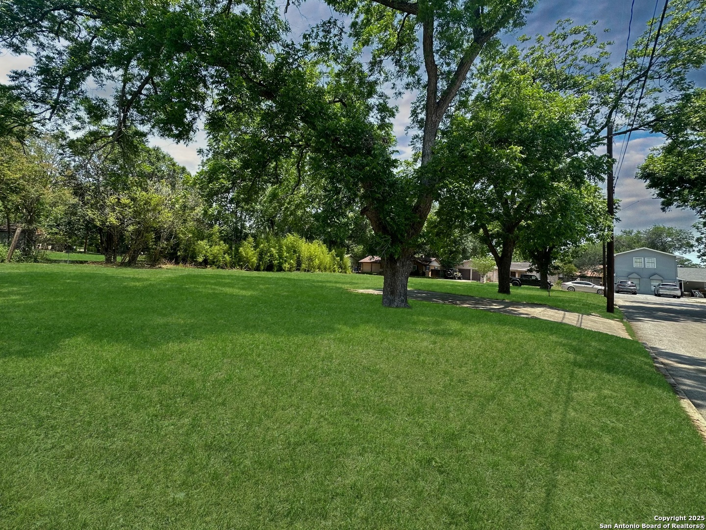 922 Booneville New Braunfels TX 78130