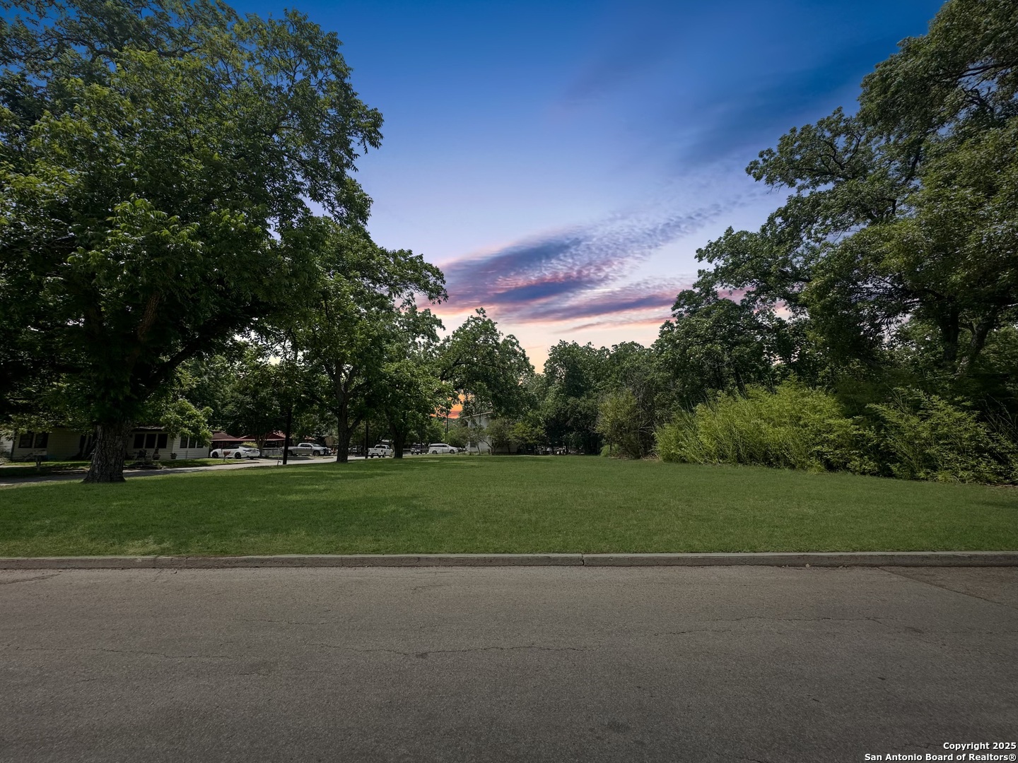 922 Booneville New Braunfels TX 78130