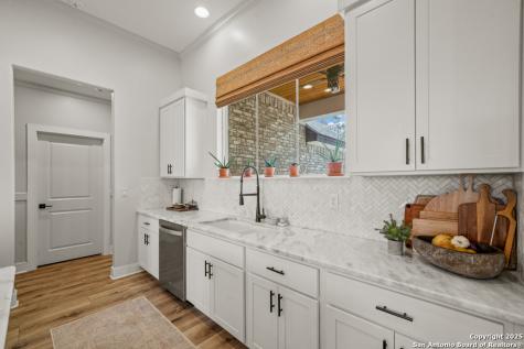 1348 Mystic Shores Spring Branch TX 78070