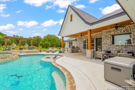 1348 Mystic Shores Spring Branch TX 78070