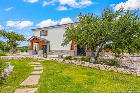 1348 Mystic Shores Spring Branch TX 78070