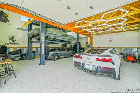 1348 Mystic Shores Spring Branch TX 78070