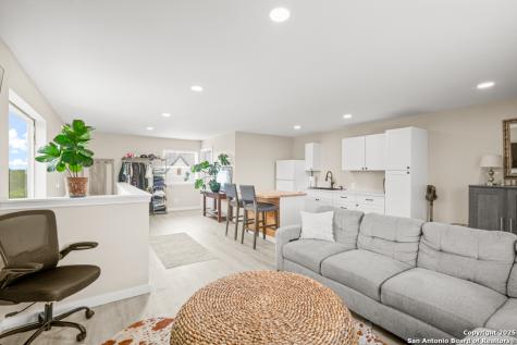 1348 Mystic Shores Spring Branch TX 78070