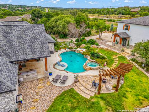 1348 Mystic Shores Spring Branch TX 78070