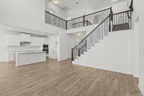 165 Annette Drive Castroville TX 78009