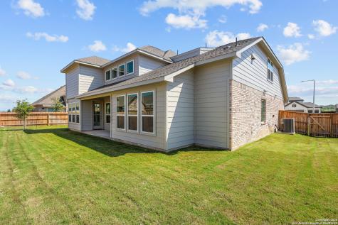 165 Annette Drive Castroville TX 78009