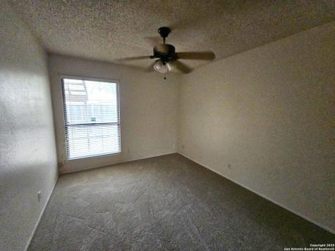 5723 Larkdale San Antonio TX 78233