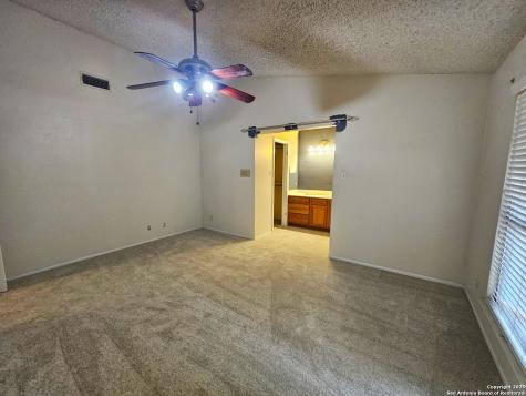 5723 Larkdale San Antonio TX 78233