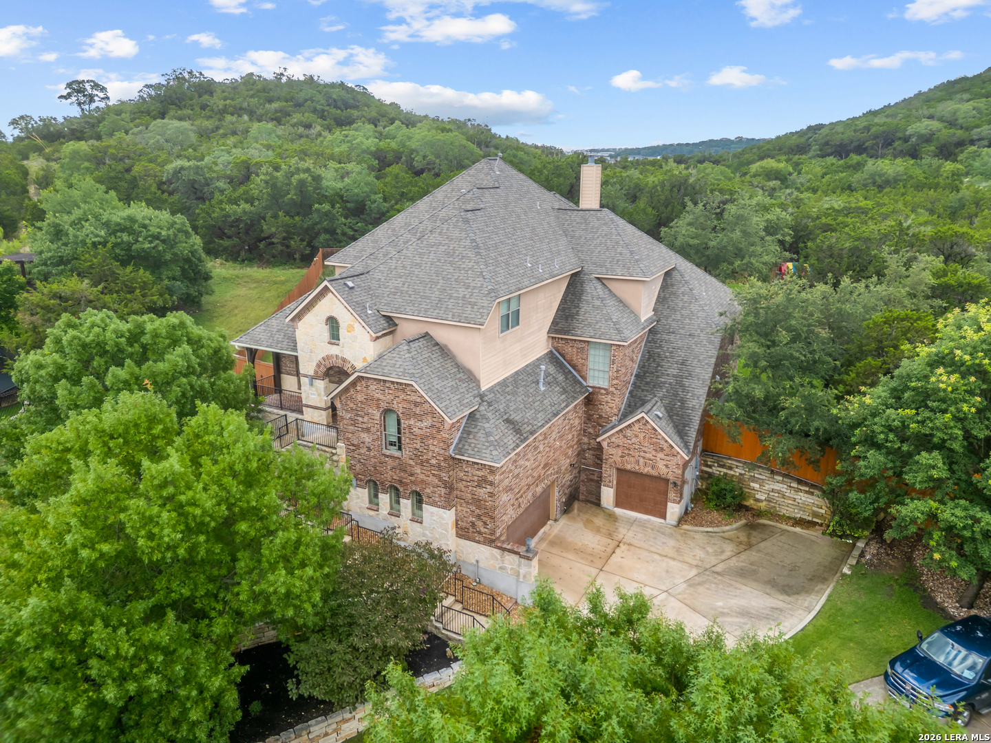 21703 Givenchy Hill San Antonio TX 78256