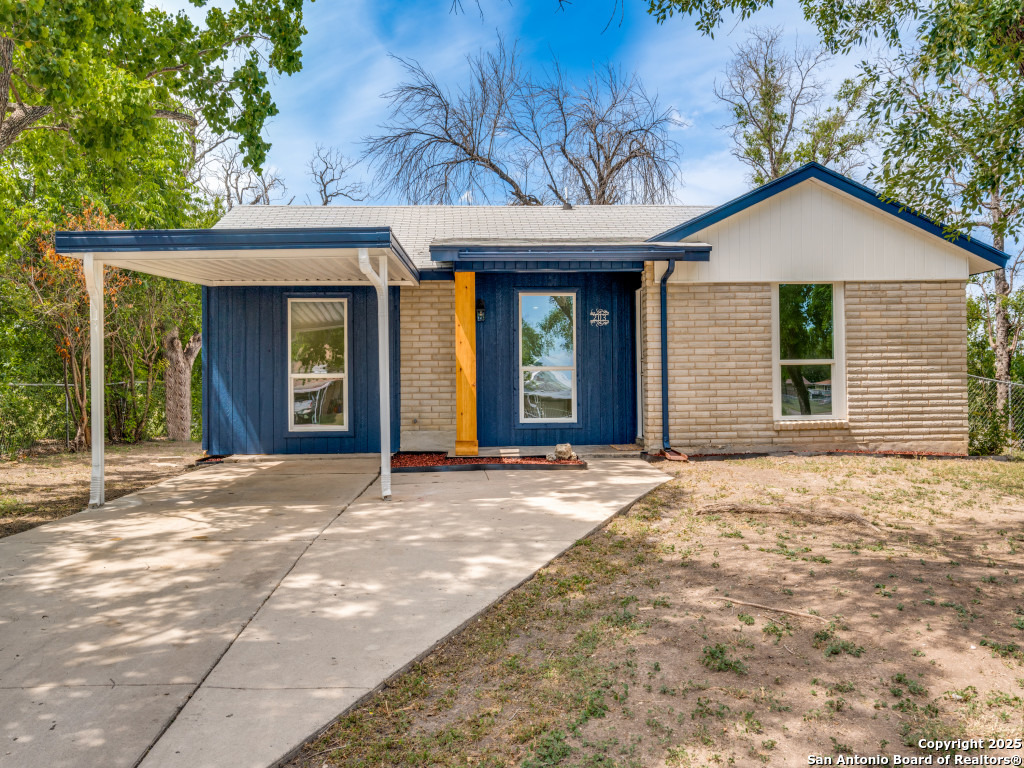 203 Lynhaven San Antonio TX 78220