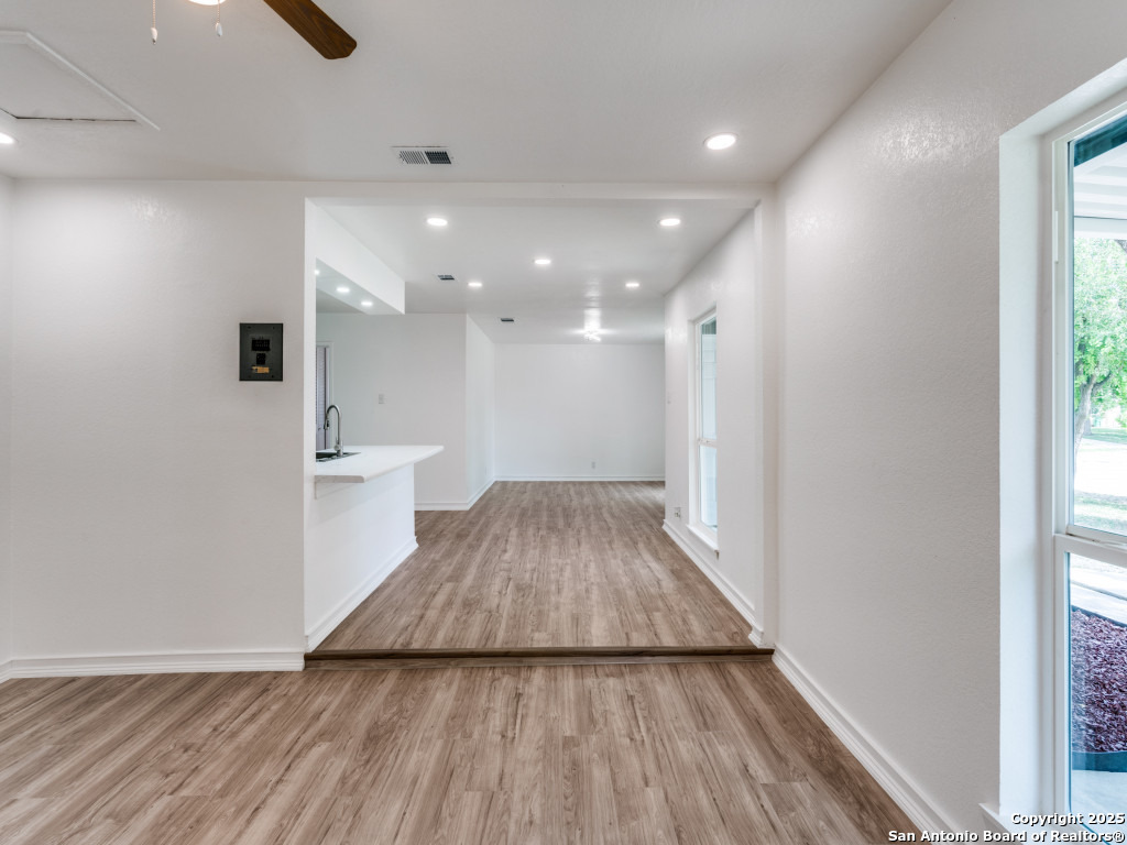 203 Lynhaven San Antonio TX 78220