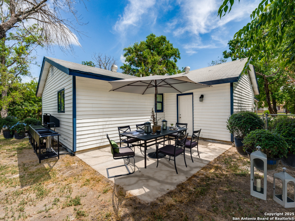 203 Lynhaven San Antonio TX 78220
