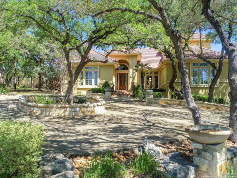 57 Eton Green Circle San Antonio TX 78257