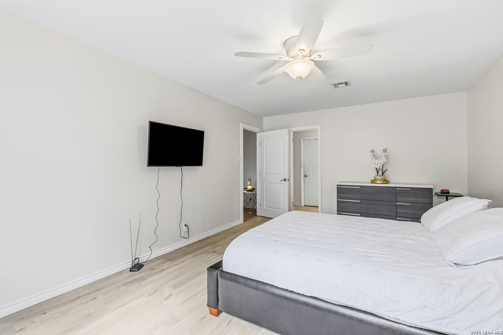 8342 Thorncliff Drive San Antonio TX 78250