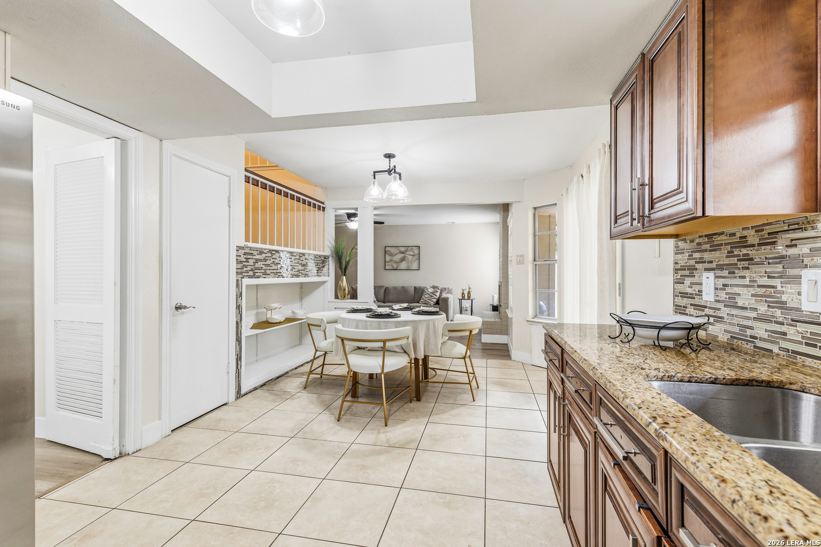 8342 Thorncliff Drive San Antonio TX 78250
