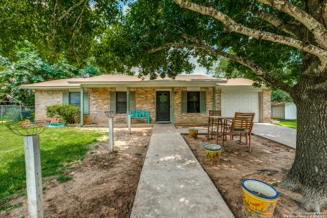 949 Loretta Estelle Poteet TX 78065