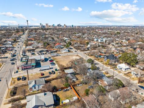 318 Belmont San Antonio TX 78202