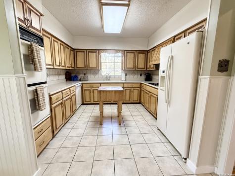 228 Sagecrest Hollywood Park TX 78232