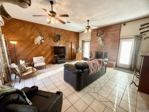 228 Sagecrest Hollywood Park TX 78232