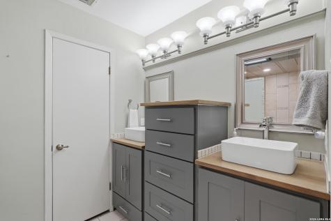 228 Sagecrest Hollywood Park TX 78232
