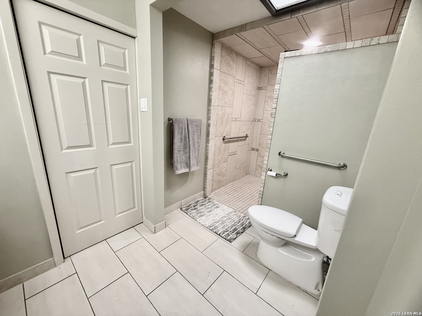 228 Sagecrest Hollywood Park TX 78232