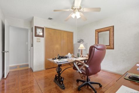 228 Sagecrest Hollywood Park TX 78232