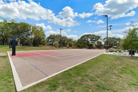 228 Sagecrest Hollywood Park TX 78232