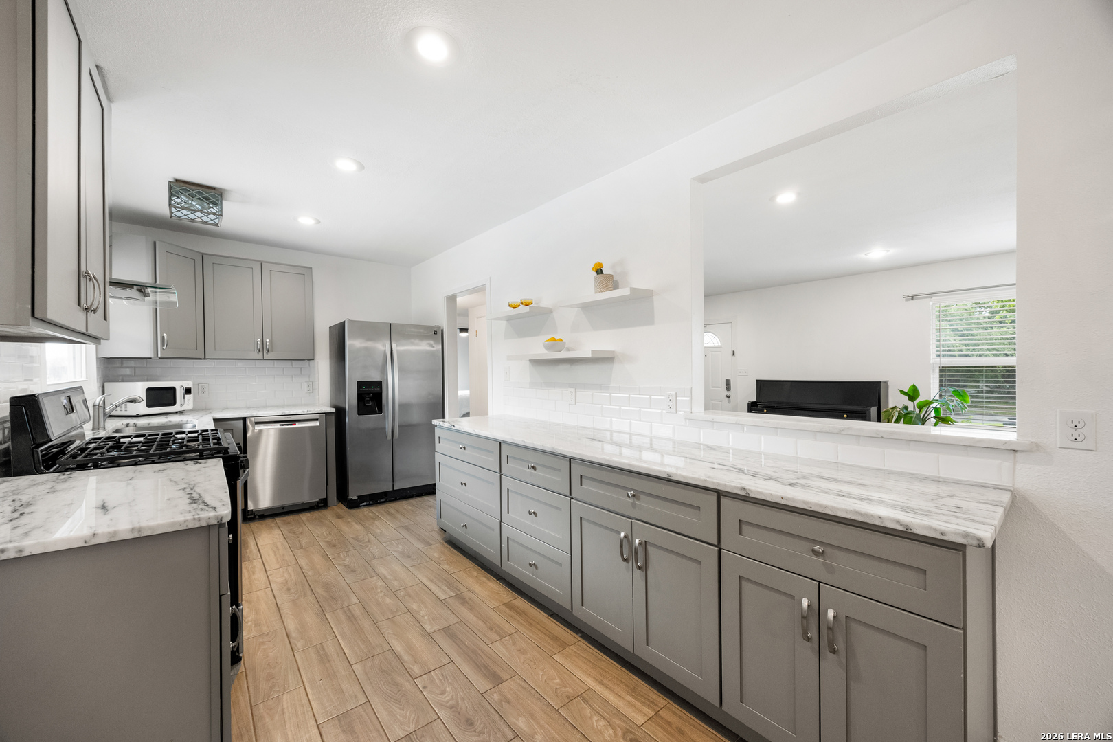 359 Rexford Drive San Antonio TX 78216