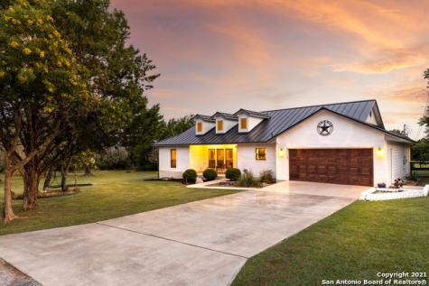 242 Briarwood Circle Bandera TX 78003