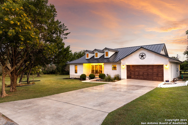 242 Briarwood Circle Bandera TX 78003