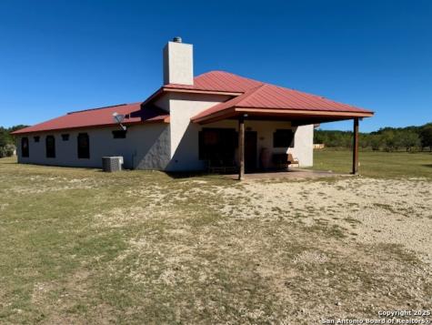 584 Tierra Linda Concan TX 78838